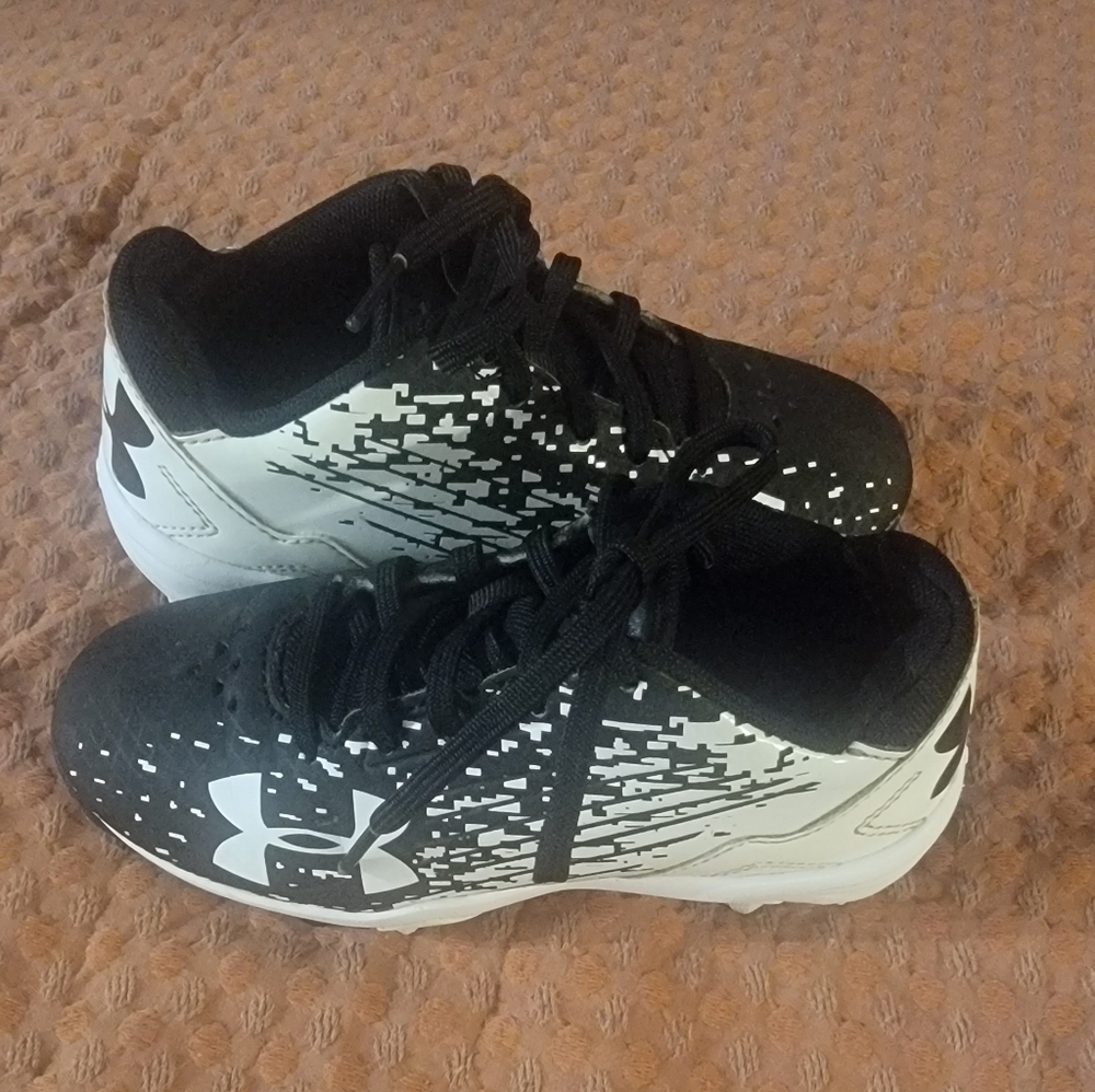 Under Armour Kids' Black and White Sneakers